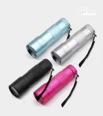 دستگاه یو وی ال ای دی UV LED چراغ قوه‌ای ناخن بسیار سبک و کاربردی است که به راحتی قابل حمل می‌باشد.این محصول دارای 12 لامپ UV LED است که با استفاده از سه...