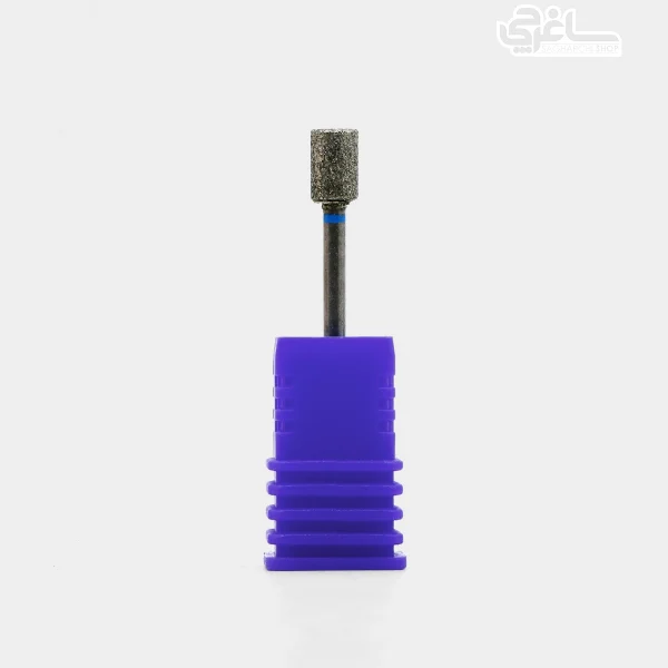 سر سوهان شنی مانیکور ناخن نوار آبی استوانه‌ای (کد 22) با کیفیت درجه 1 توسط کشور چین تولید می‌شود. این مدل سر سوهان ها طرح مدل اورجینال روسی می‌باشد..