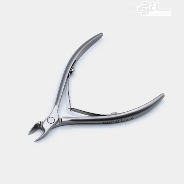 نیپر ناخن حرفه‌ای استالکس پرو STALEKS SMART 31/5mm ساخت کشور اوکراین می‌باشد که کیفیت ساخت بسیار بالایی دارد. این نیپر از فولاد ضد زنگ ساخته‌ ‌شده است...